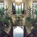 Hotel Amba