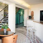 Hotel Amba 3*