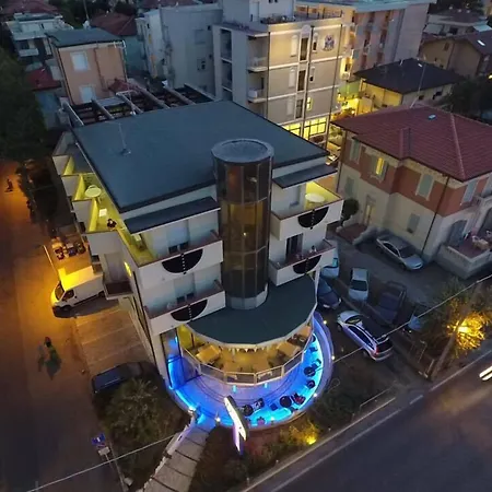 Amba Hotel