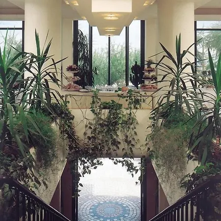 Hotel Amba