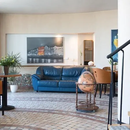 Отель Amba Римини