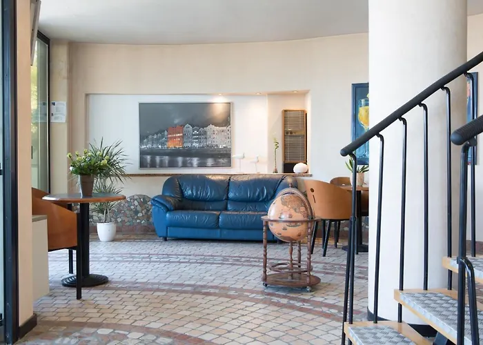 Amba 3* Римини